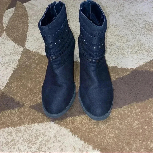 SUGAR-suede ankle boots - Picture 2 of 4